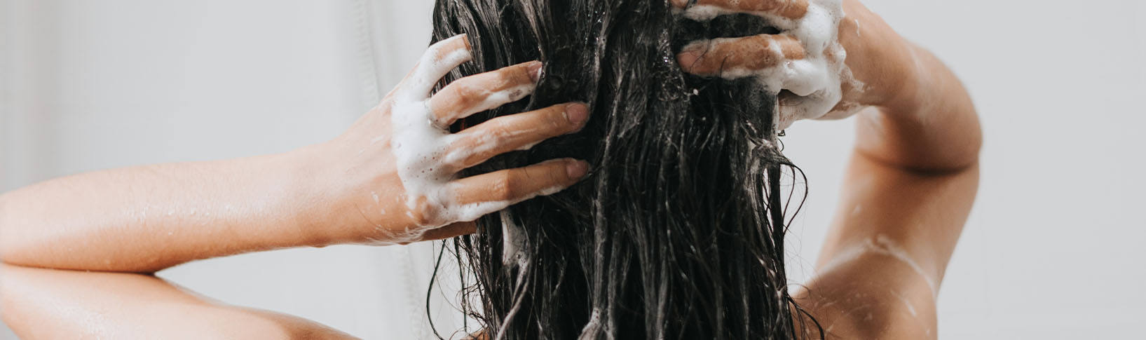 FERN-IMG-00201_AESTHETICARE_ScalpHealth_BlogImage_Mar26